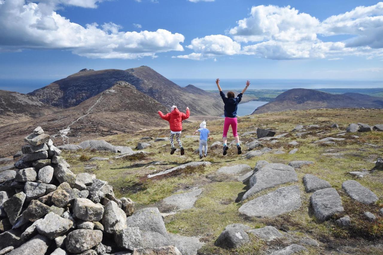 Moneydarragh Cottage With Uninterrupted Mountain And Sea Views- Hot Tub Available For Hire Annalong Extérieur photo
