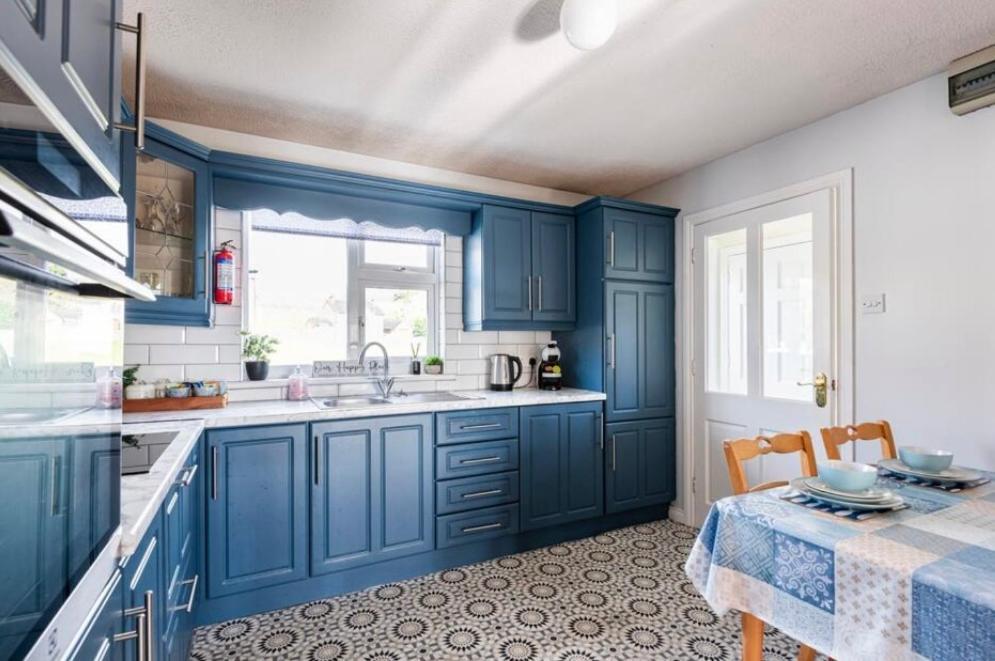Moneydarragh Cottage With Uninterrupted Mountain And Sea Views- Hot Tub Available For Hire Annalong Extérieur photo